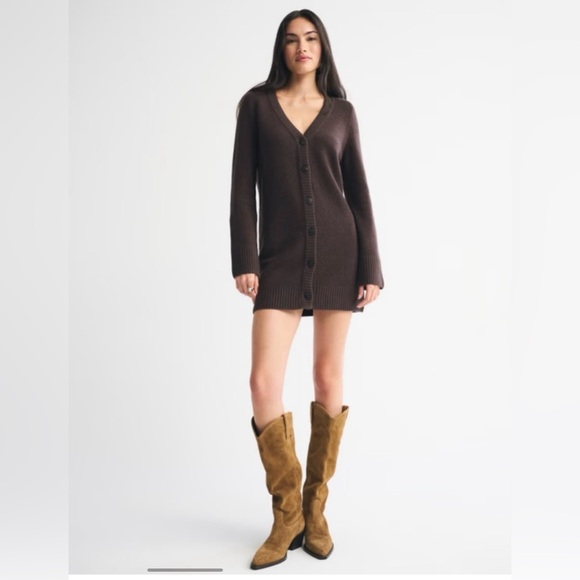Abercrombie & Fitch Dresses & Skirts - Abercrombie Long-Sleeve Cardigan Mini Sweater Dress - small petite